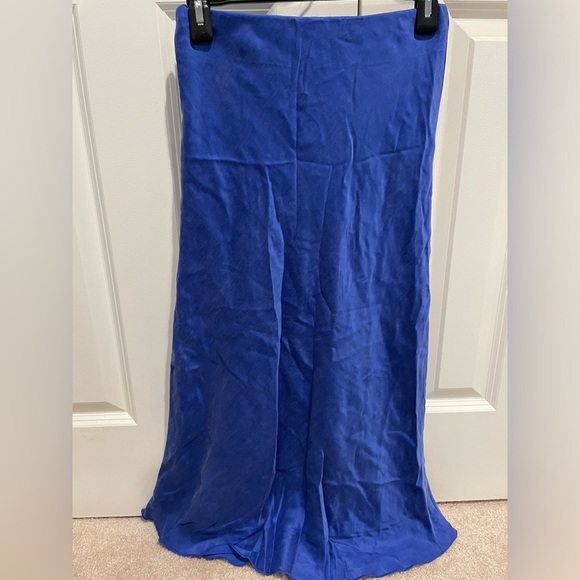 Fifteen Twenty Blue MIDI Skirt - Picture 9 of 9